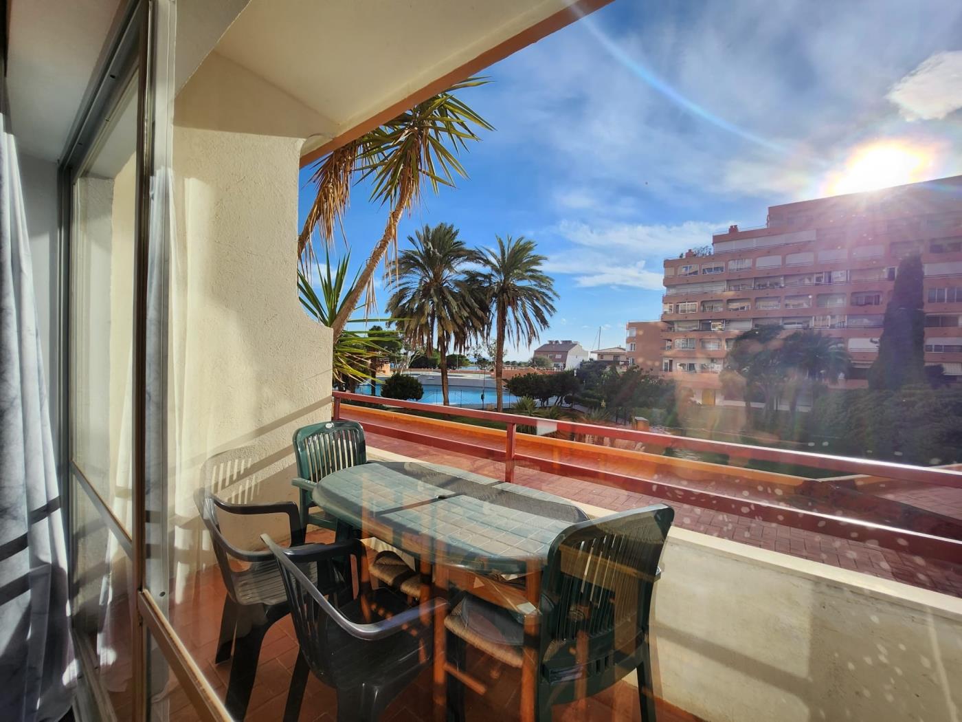 1 Bedroom apartment with pool views a0019 in ROSES