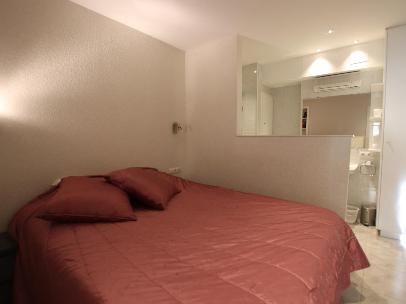 Apartament 2 dormitori amb vistes al mar 0038 a ROSES