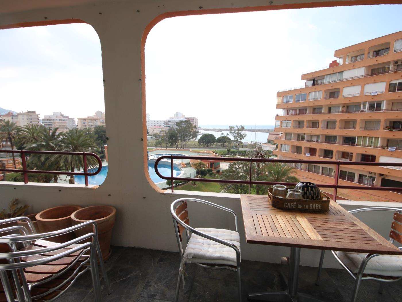 Apartament amb vistes al mar i piscina 00331 a ROSES